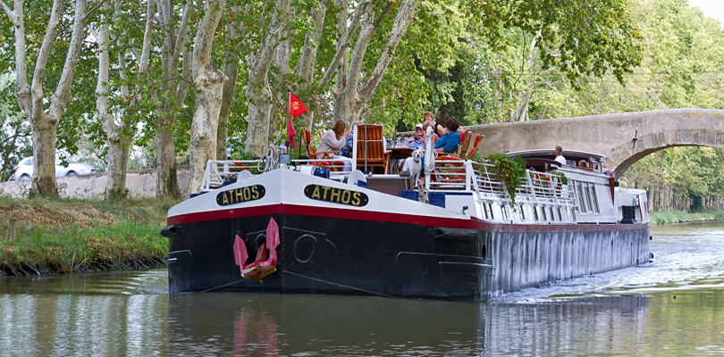 Athos barge cruise on Canal du Midi, South of France