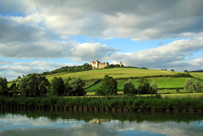 Chateauneuf-en-Auxois overlooks the Southern Burgundy Canal at Vandenesse